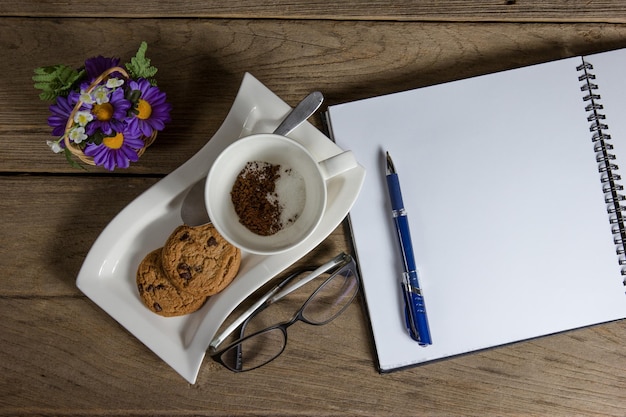 Contact desk and notebook